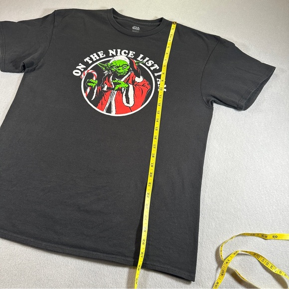 Star Wars Yoda Christmas T-Shirt Large Black “On The Nice List I Am” Holiday - Picture 3 of 6